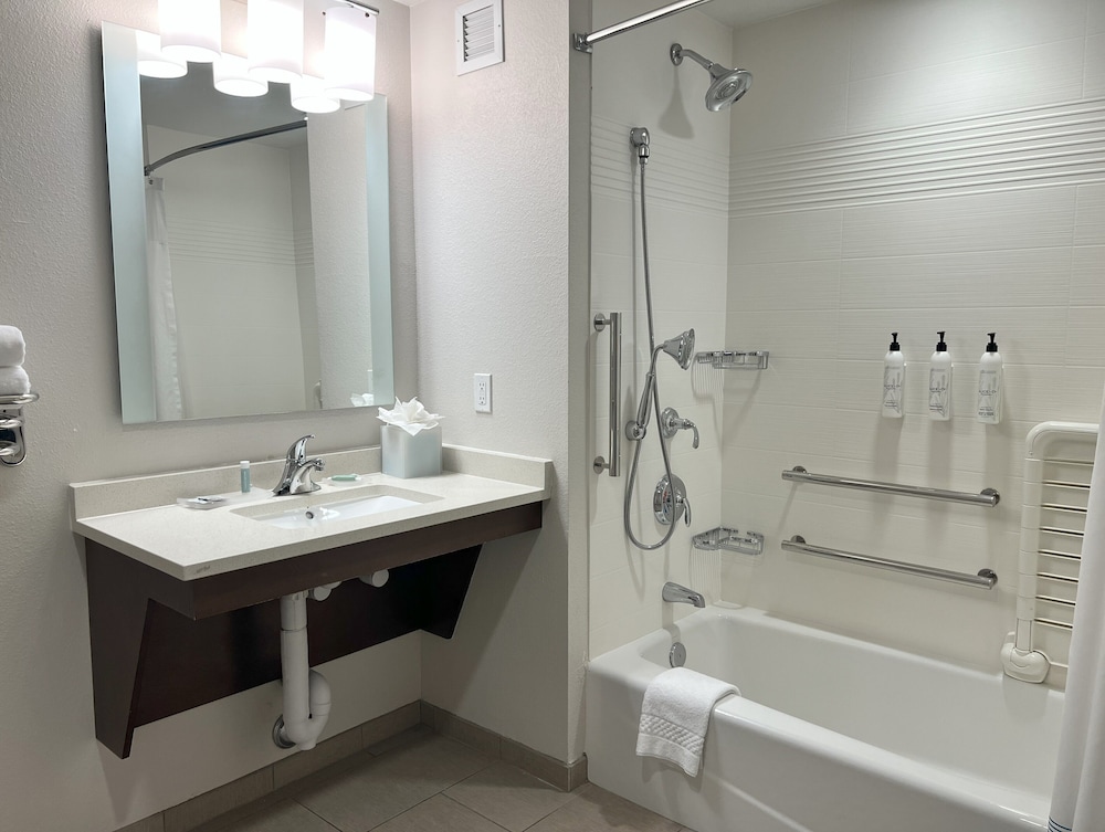 TownePlace Suites by Marriott San Mateo Foster City - photo 26