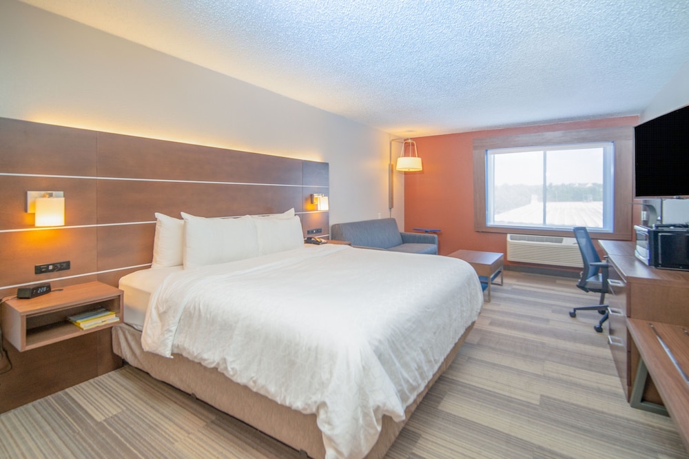 Holiday Inn Express Houghton Keweenaw by IHG - photo 10