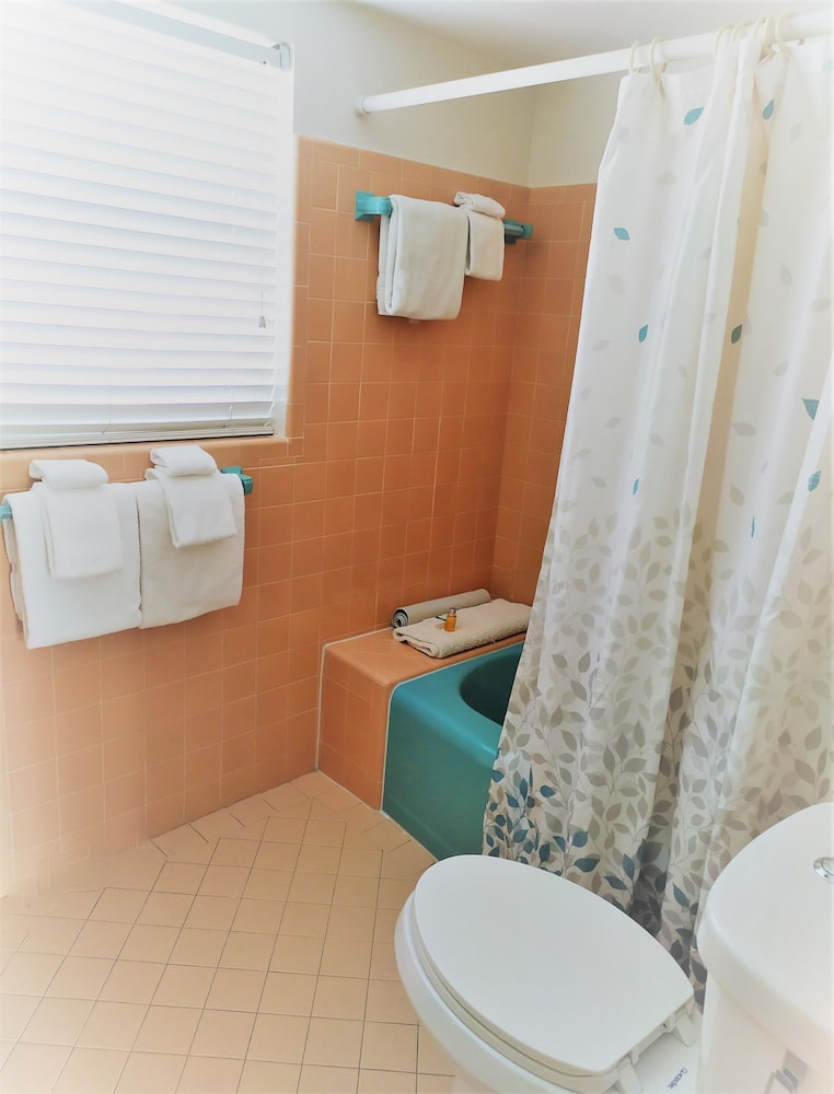 Manhattan Tower Apartment Hotel - photo 131