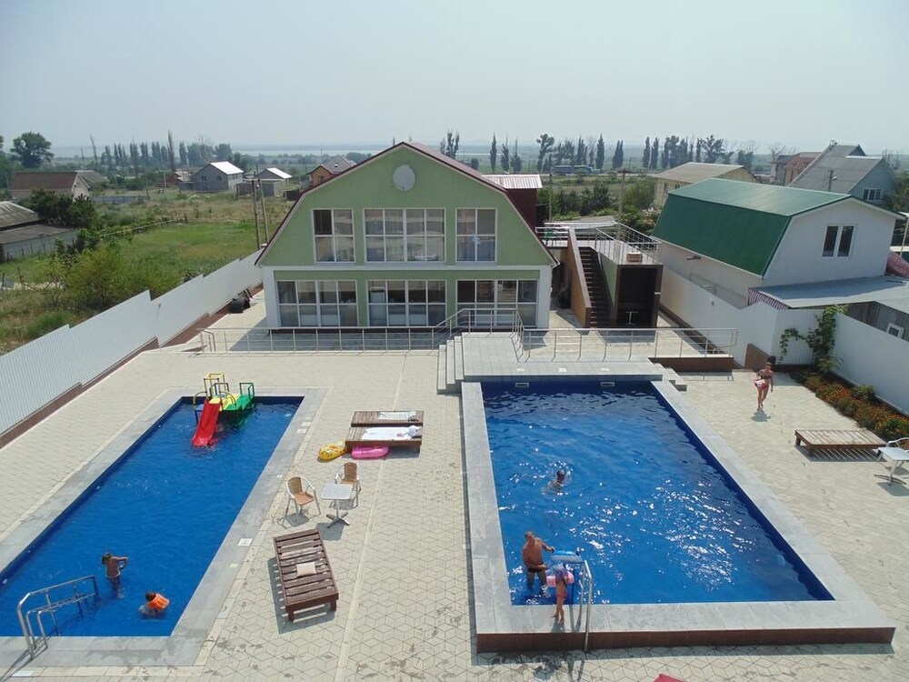 Tri morya in Golubitskaya, Russia