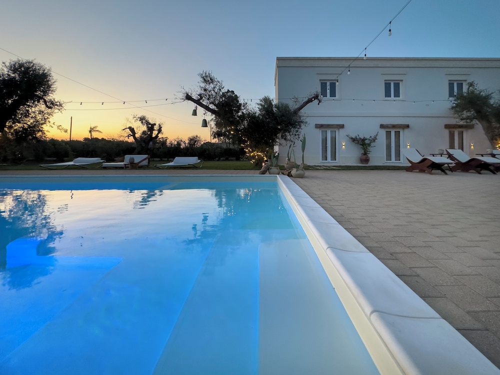 Li Canali Reali — 4-Star Luxury Hotel in Mesagne, Italy