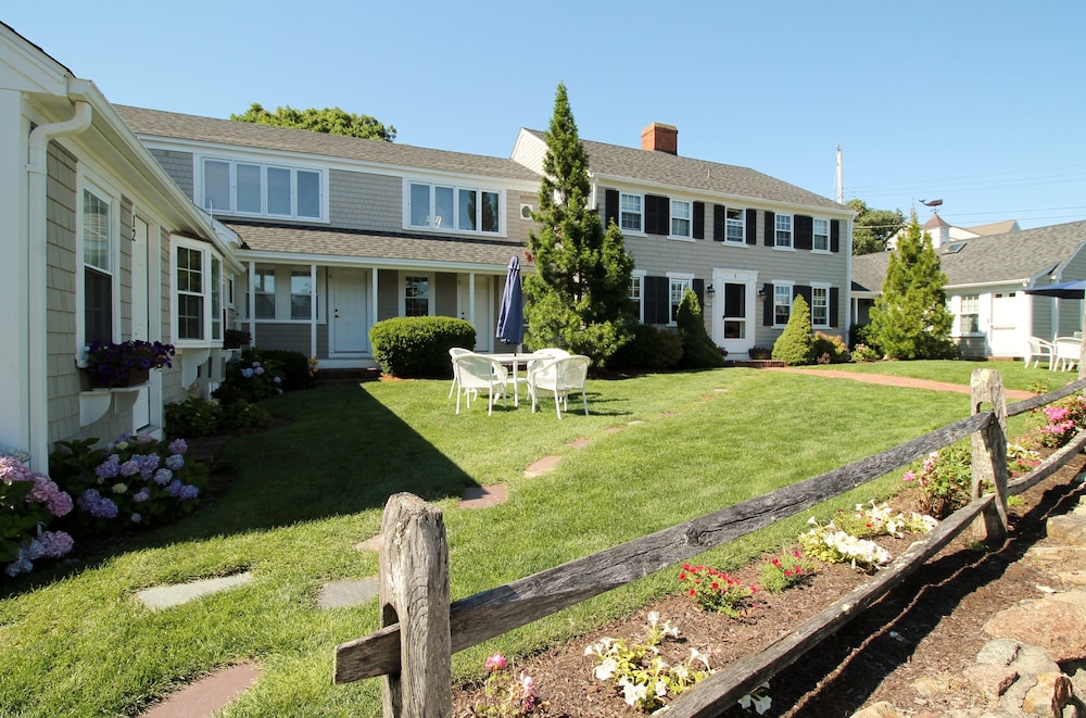 Seadar Inn by the Sea — hotel in Harwich Port