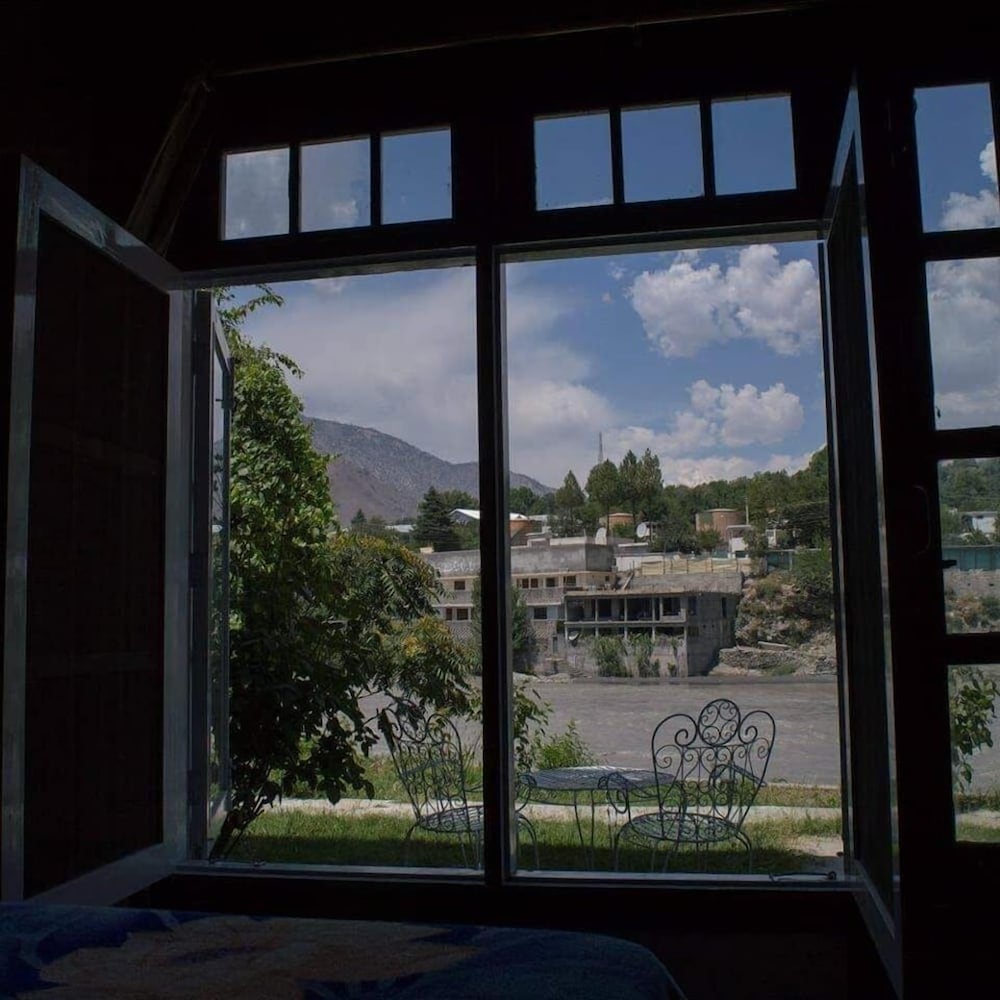 Pamir Riverside — Chitral — photo 4