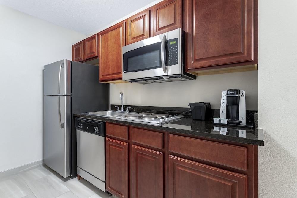 Holiday Inn Express & Suites Vadnais Heights by IHG - photo 30