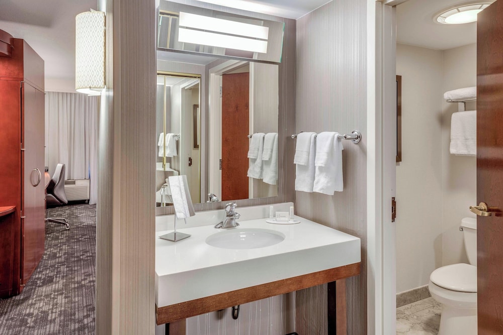 Courtyard by Marriott Cranbury South Brunswick - photo 21