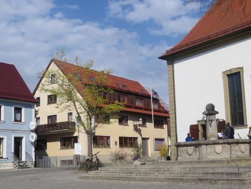 Rotes Ross — hotel in Burghaslach