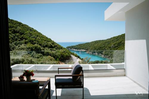 Myrtia luxury Suites — 4-Star Luxury Hotel in Perdika, Greece