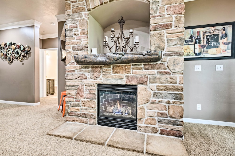 Renovated Condo 8 Miles to Snowbasin Ski Resort - photo 7