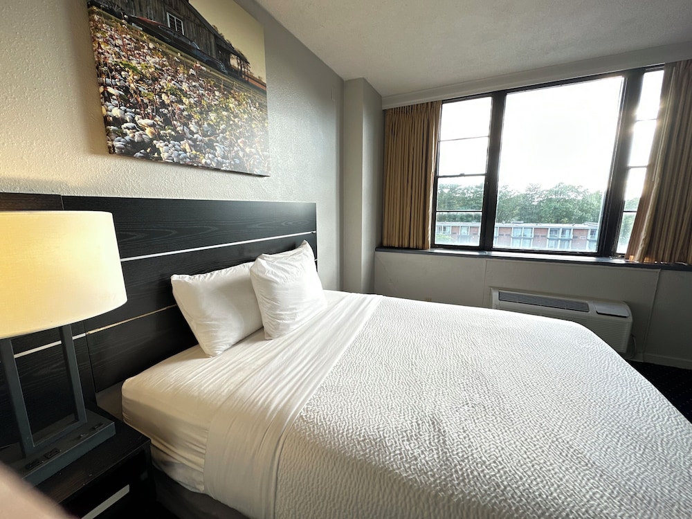 Inn at Lebanon - photo 10