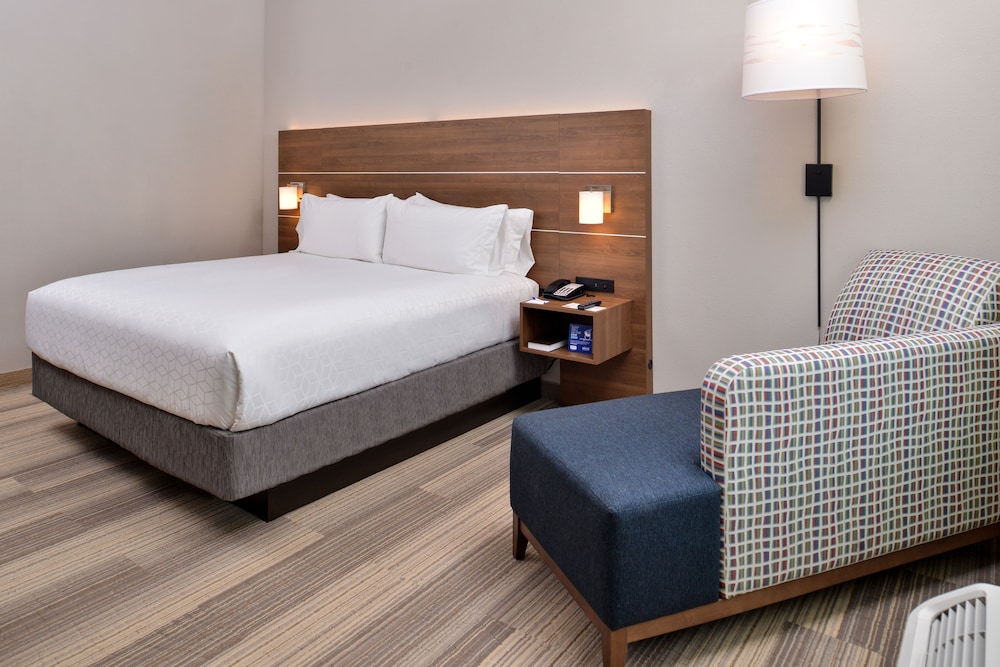 Holiday Inn Express & Suites West Melbourne by IHG - photo 28