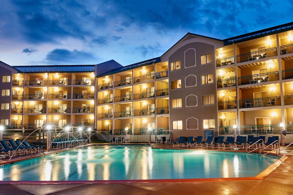 The Cove Of Lake Geneva — hotel in Lake Geneva