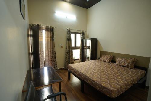 Room in Haldwani with private Kitchen & Bath in Haldwani, India