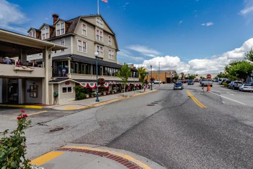 Chelan Resort Suites - photo 11