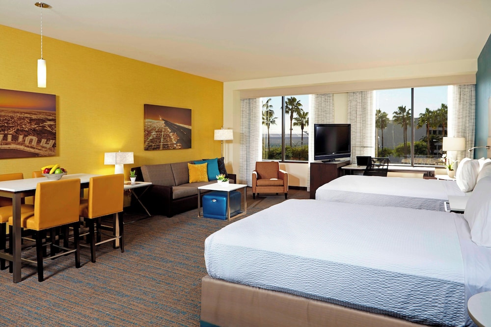 Residence Inn by Marriott Los Angeles LAX Century Boulevard - photo 7