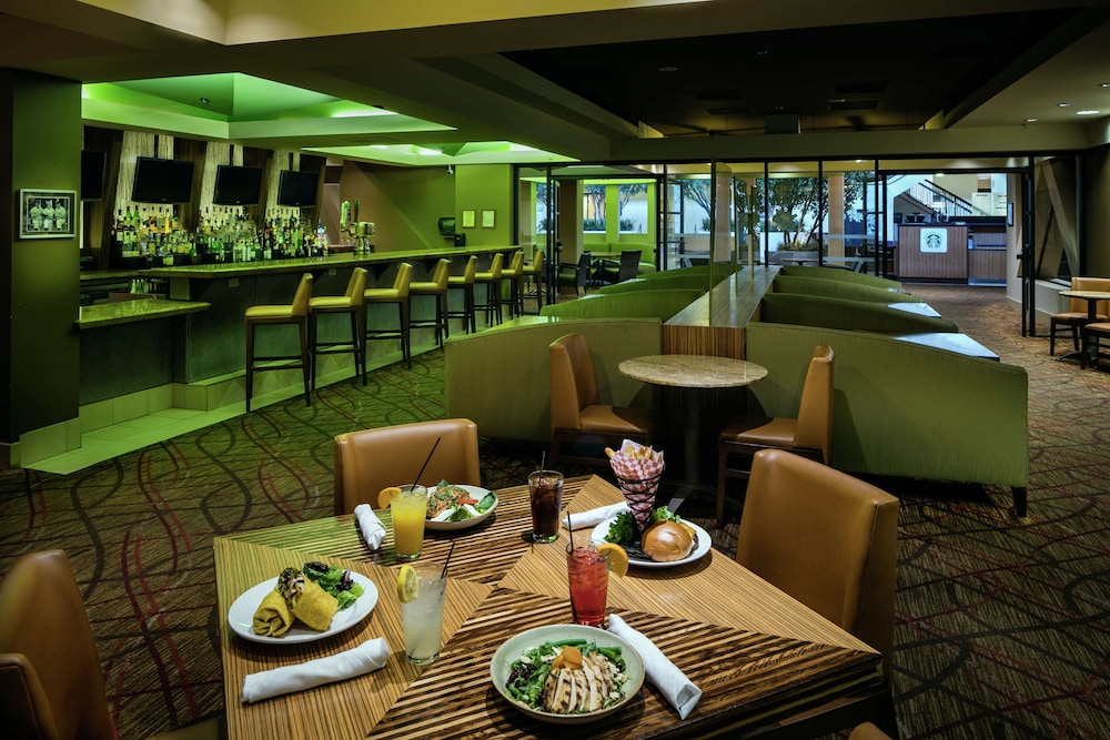 Hilton Stockton - photo 24