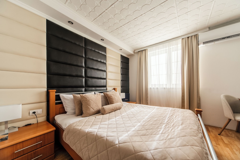 F Apartmani Kragujevac Luxuary Business Suites — 4-Star Luxury Hotel in Kragujevac, Serbia