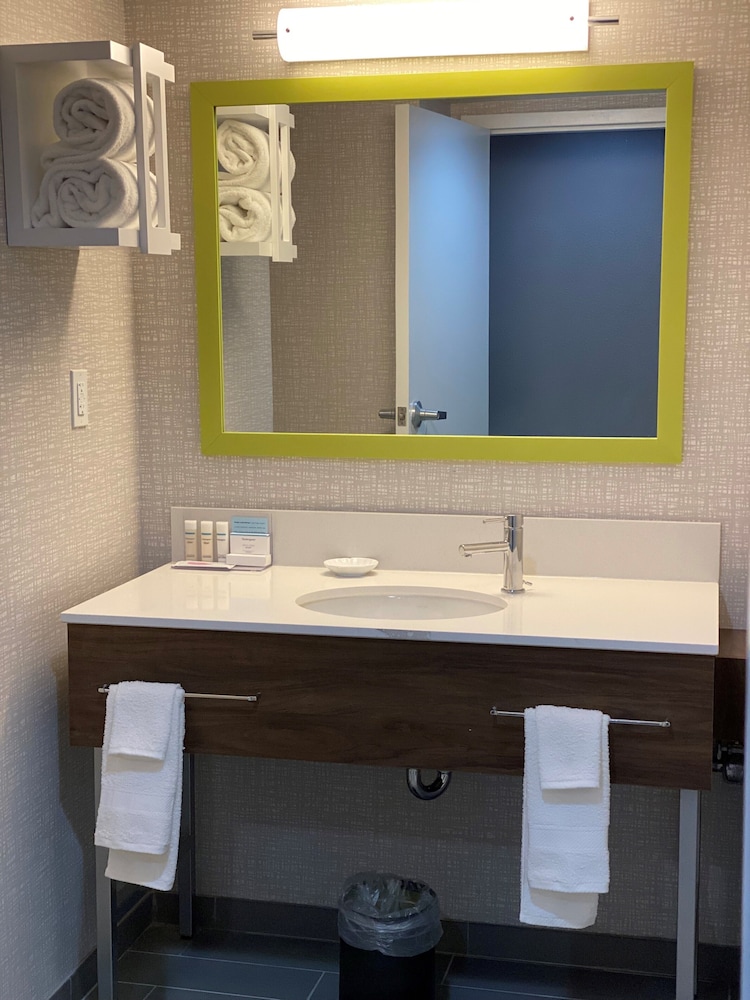 Hampton Inn Panama City Beach - photo 27