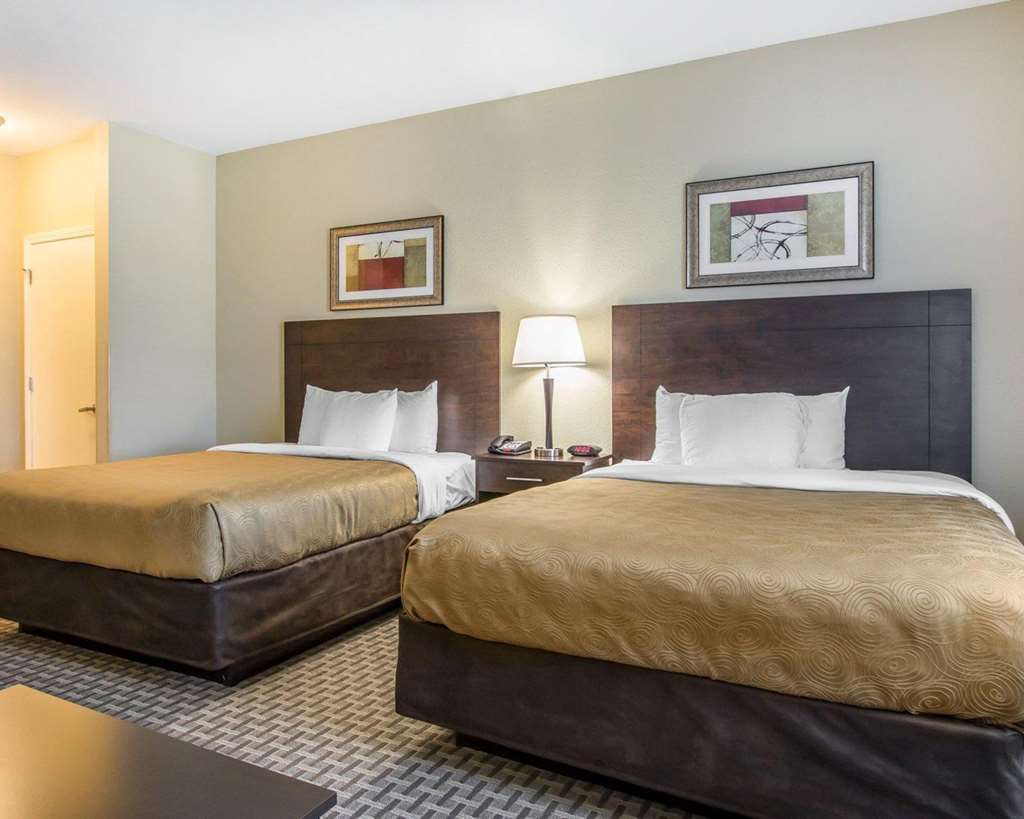 MainStay Suites Meridian Bonita Lakes - photo 9