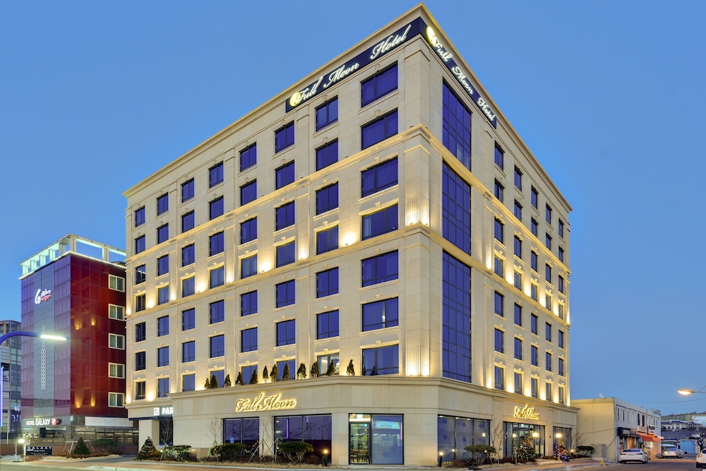 Hotel Full Moon in Incheon, South Korea