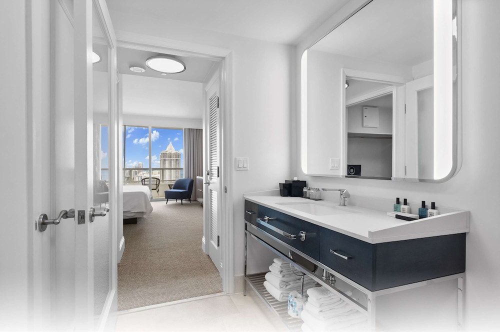 Fontainebleau Miami Beach Private Luxury Suites - photo 312