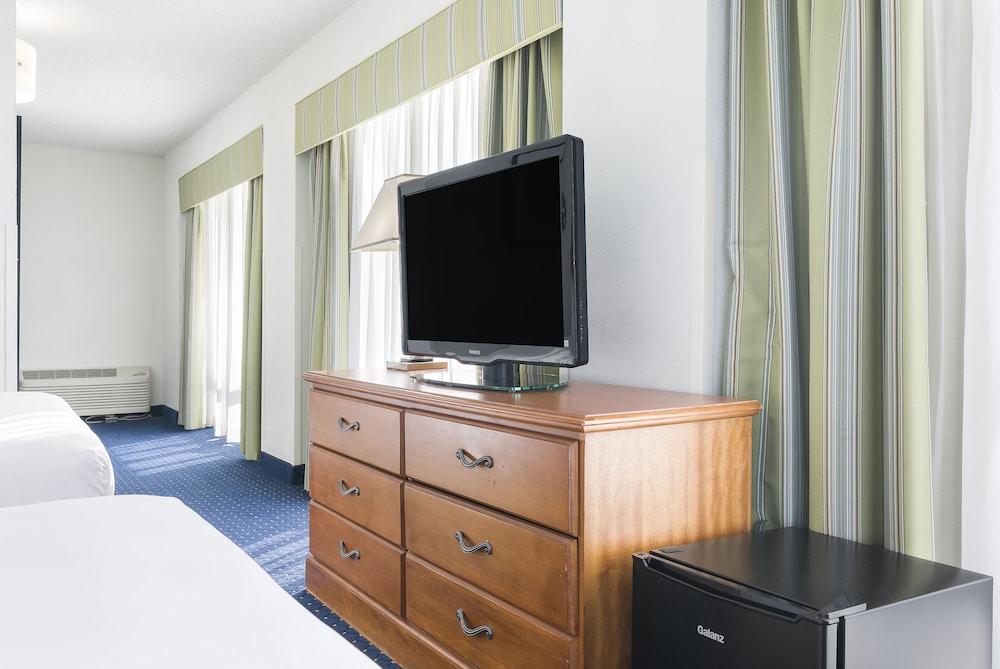 Thousand Hills Resort Hotel - photo 31