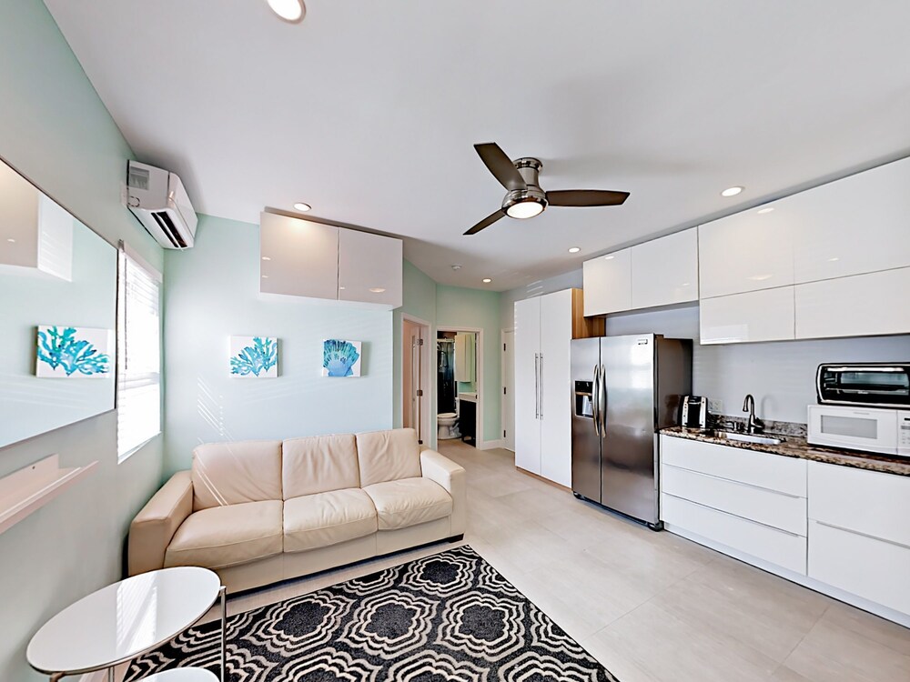 Art Deco Beach Bungalows by RedAwning - photo 18