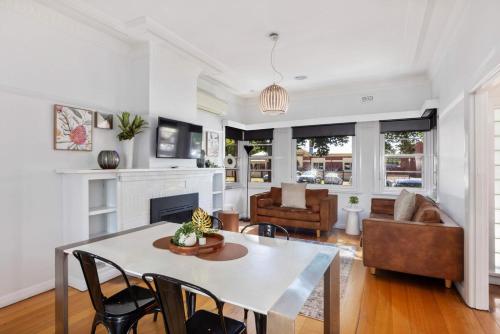 Bendigo Signature Accommodation on Hargreaves in Bendigo, Australia