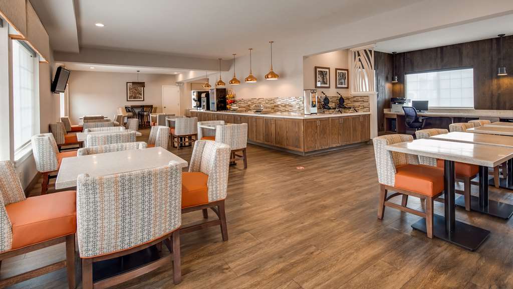 Best Western Plus Bayshore Inn - photo 9