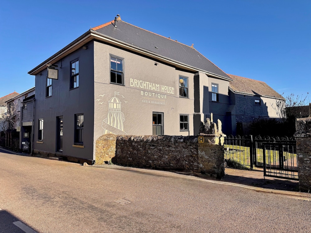 Brightham House Exclusively for Adults — 5-Star Luxury Hotel in Salcombe, United Kingdom