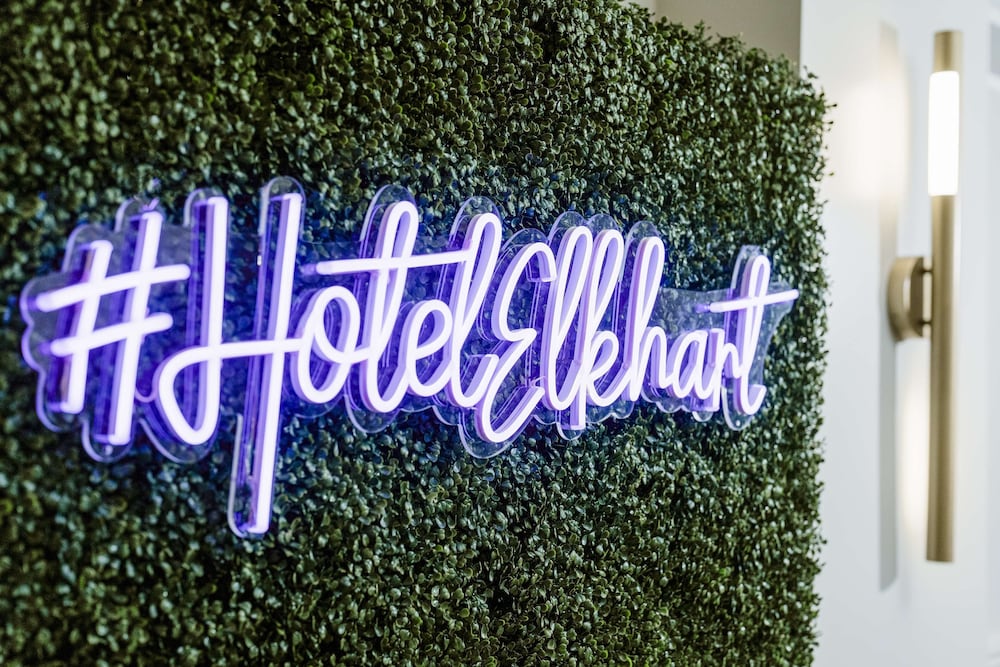 Hotel Elkhart Tapestry Collection by Hilton - photo 2