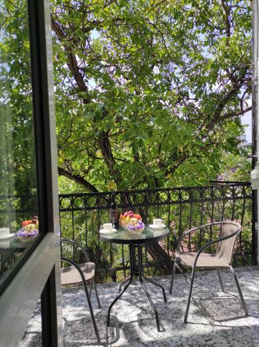 Tranquil apartment in Vake