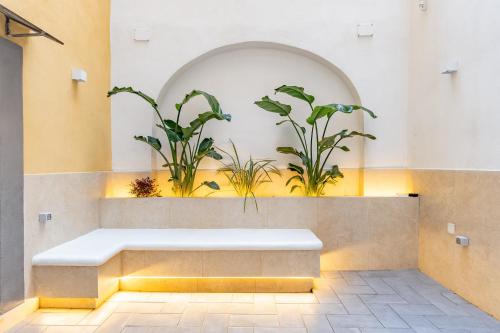 Domus Parthenope Comfort — 4-Star Luxury Hotel in Naples, Italy