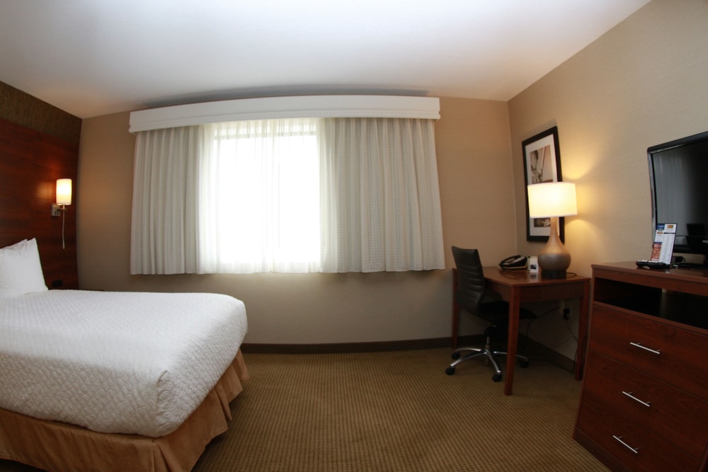 St. Ignace Budget Host Inn - photo 11