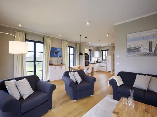 Reetland am Meer Superior Reetdachvilla mit 2 Schlafzimmern F01 in Dranske, Germany