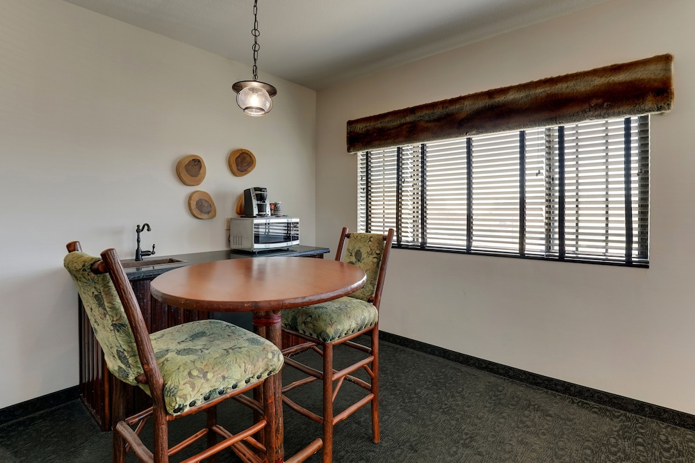 Stoney Creek Hotel Tulsa Broken Arrow - photo 22
