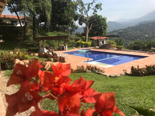 Finca en La Mesa espectacular vista Descanso o trabajo in La Mesa, Colombia