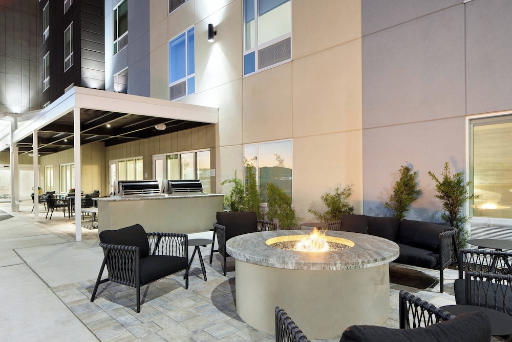TownePlace Suites Tampa Casino Area - photo 32