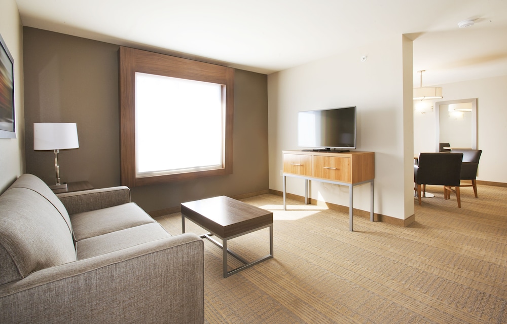 Holiday Inn Express & Suites Hot Springs by IHG - photo 16