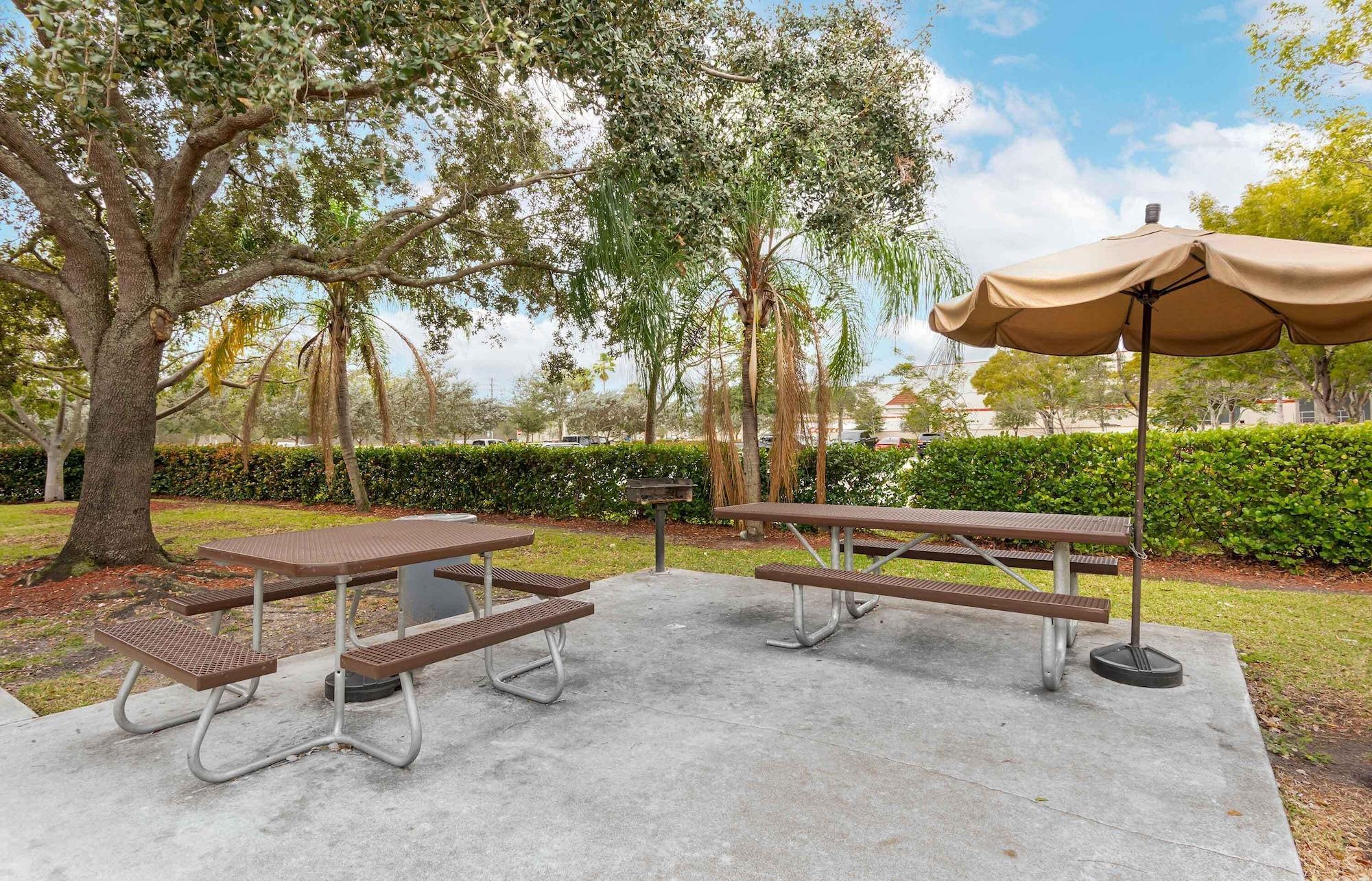 Extended Stay America Suites Fort Lauderdale Davie - photo 22