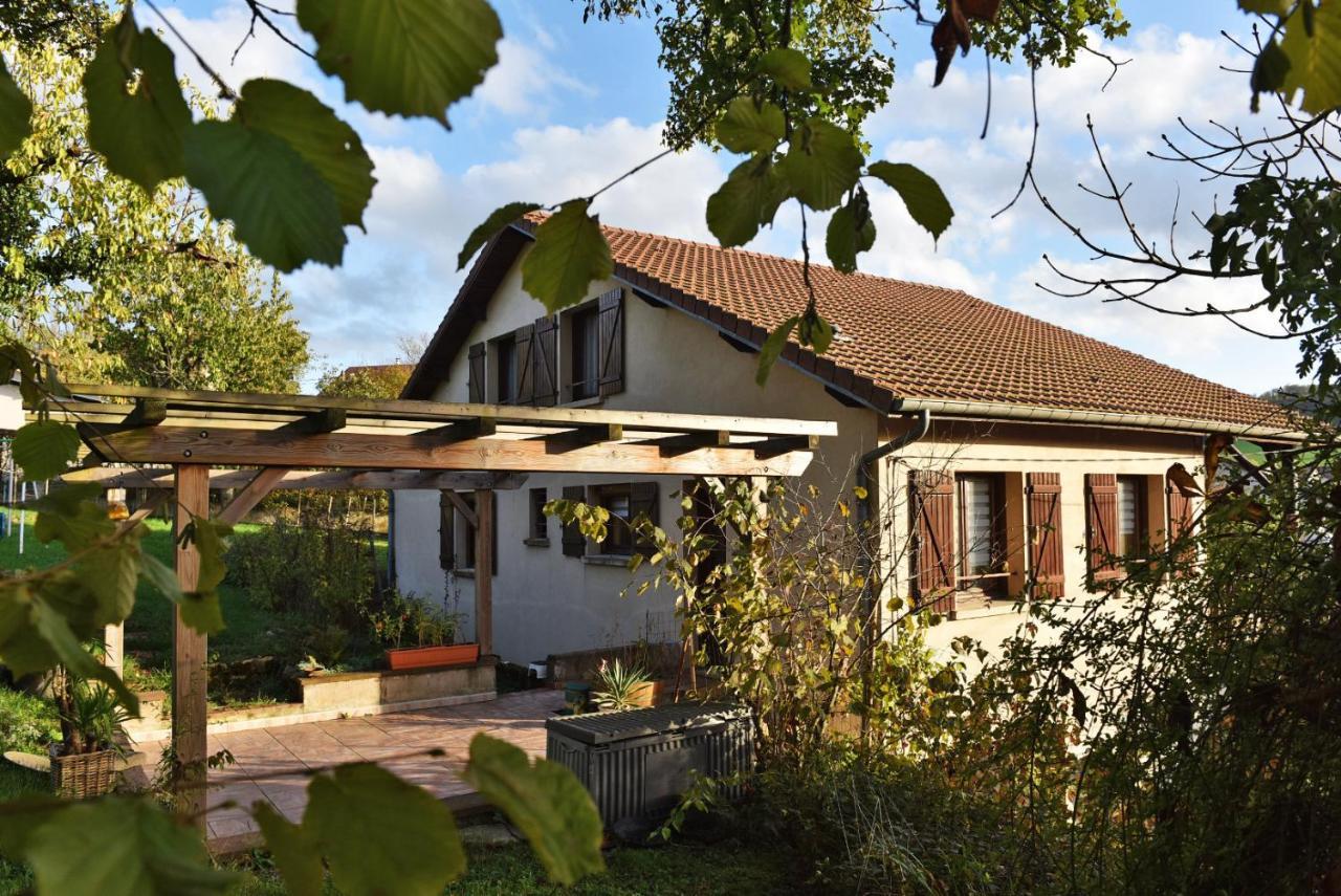 Maison à la campagne entre Nancy et Pont à Mousson — 4-Star Luxury Hotel in Custines, France