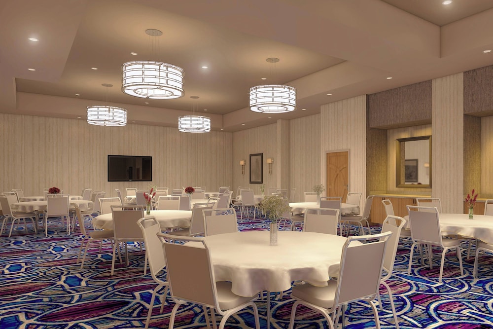 SpringHill Suites by Marriott Fayetteville Fort Bragg - photo 43
