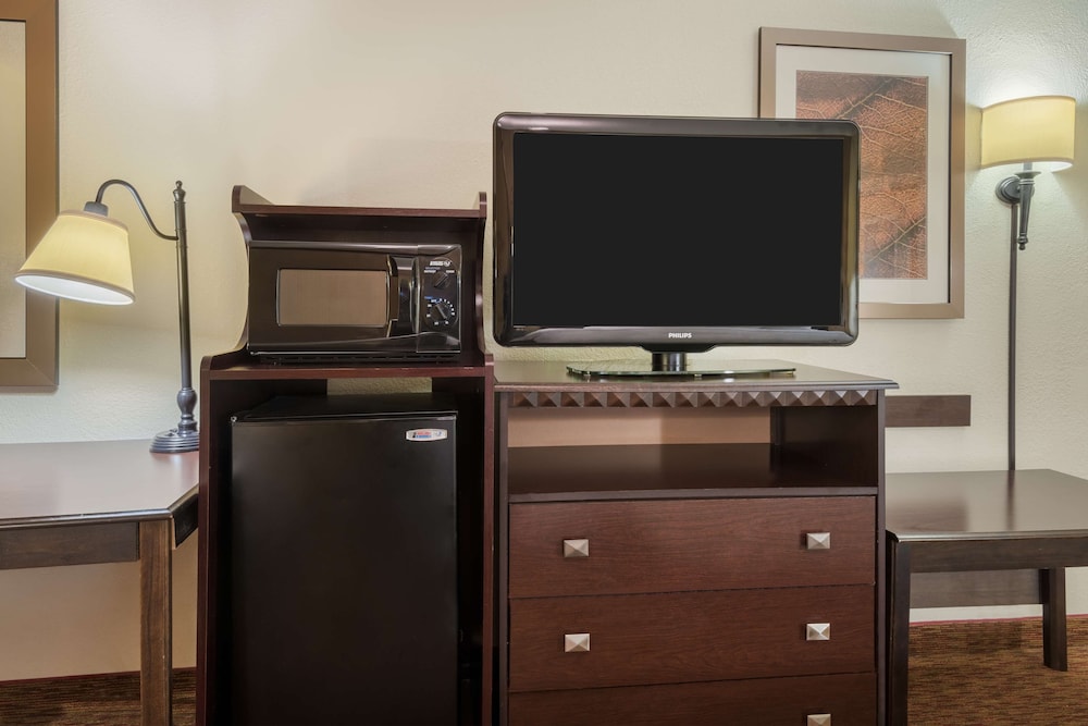 Hampton Inn Charlotte University Place - photo 9