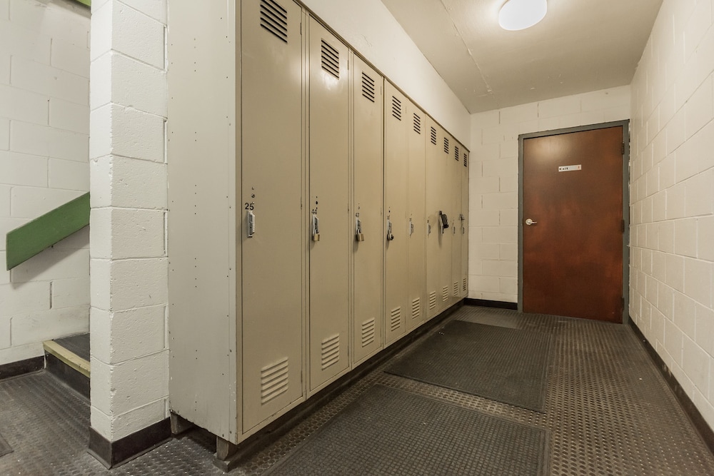 Crestview B44 in Mammoth Lakes, United States