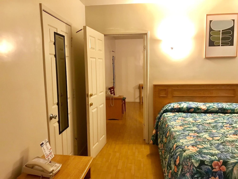 Sunrise Inn Turlock - photo 12