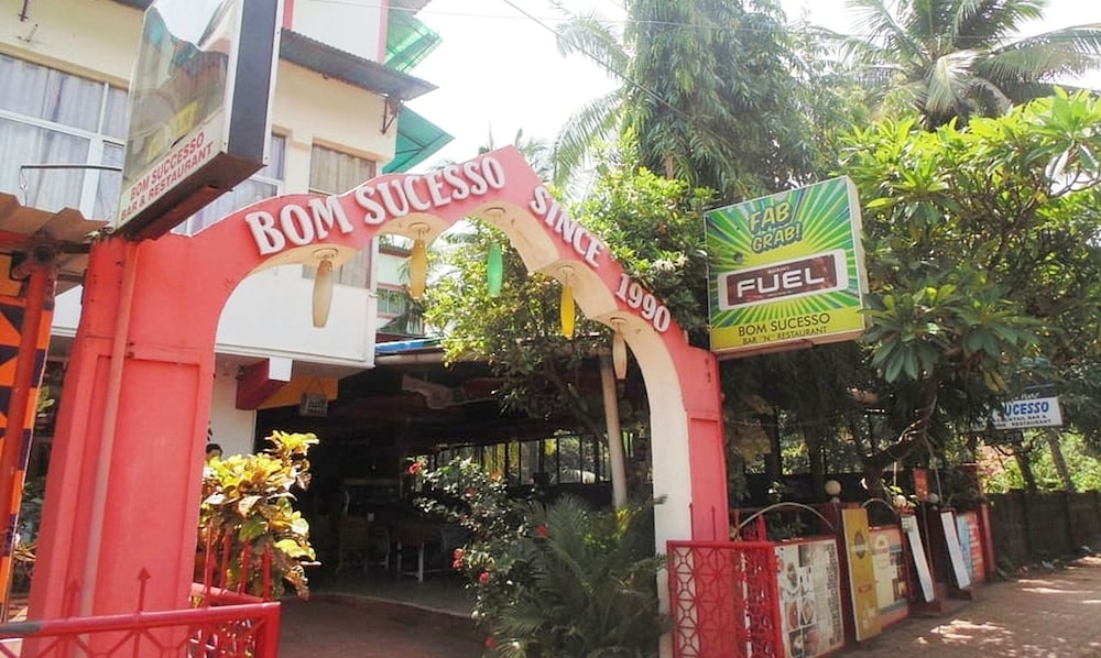 Hotel Bom Sucesso Candolim Beach in Candolim, India