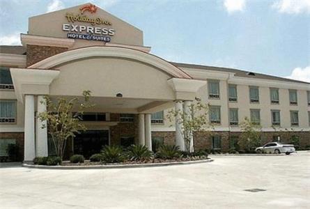 Holiday Inn Express & Suites Conroe I 45 North