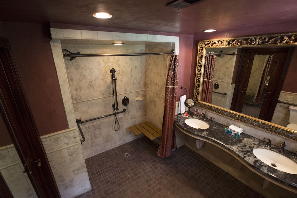 Madonna Inn - photo 163