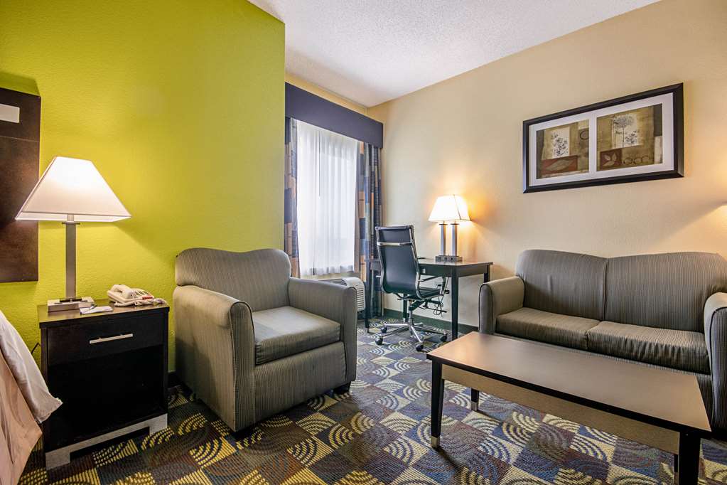 Quality Inn & Suites Glenmont Albany South - photo 21