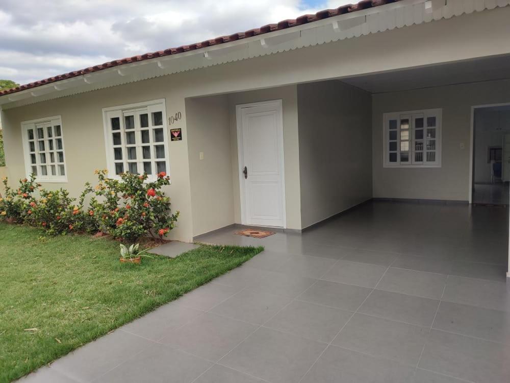 Casa Com Wi Fi Proxima a Universidade E Oktoberfest — 4-Star Luxury Hotel in Marechal Candido Rondon, Brasil