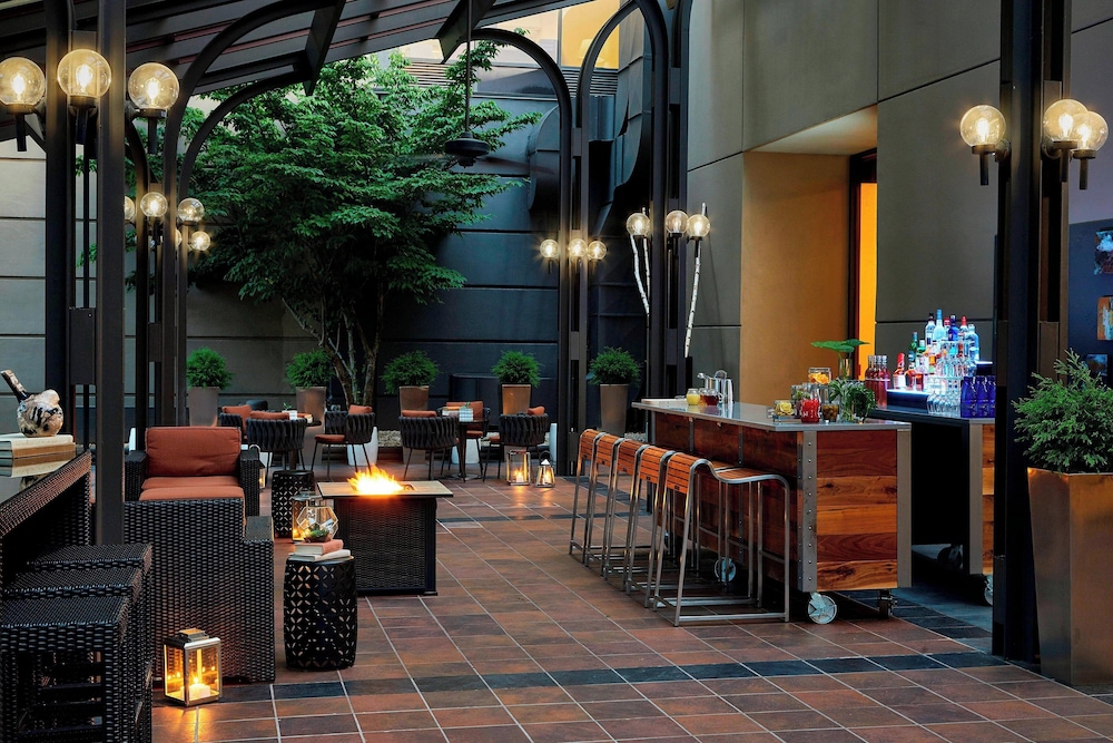 Renaissance Asheville Downtown Hotel - photo 36
